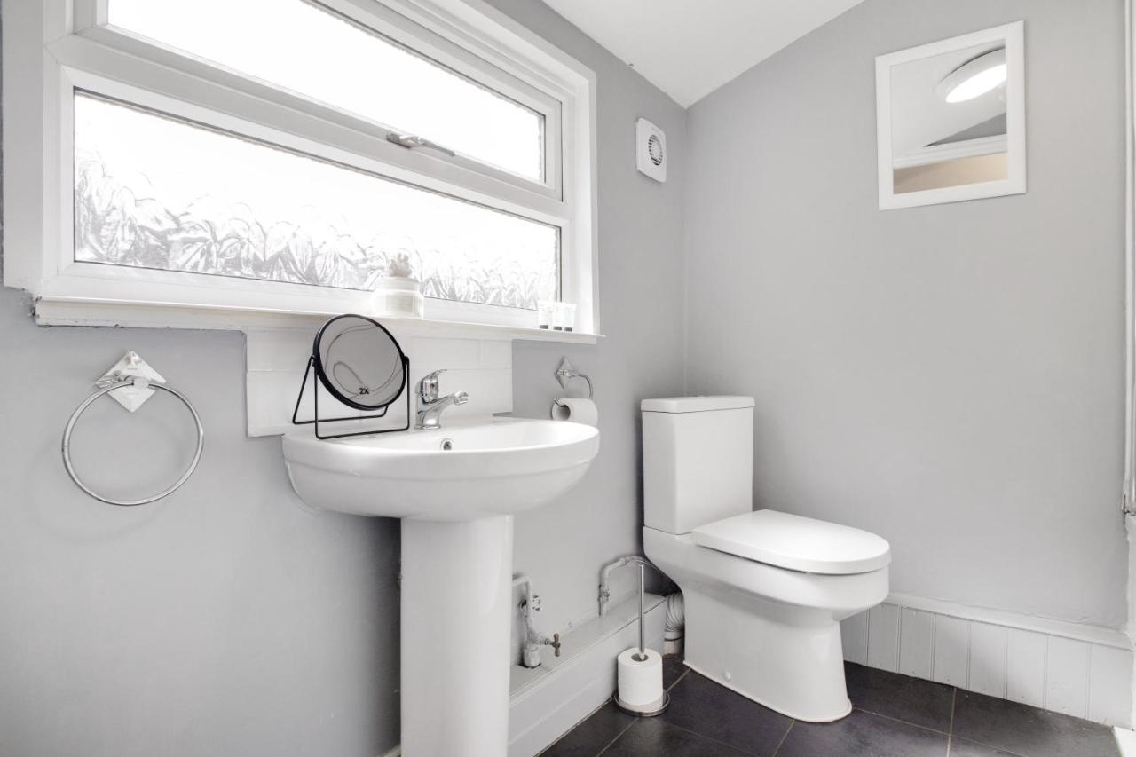 Elegantly 2-Bedroom In Ashington, Sleeps 3 Ashington  Eksteriør bilde