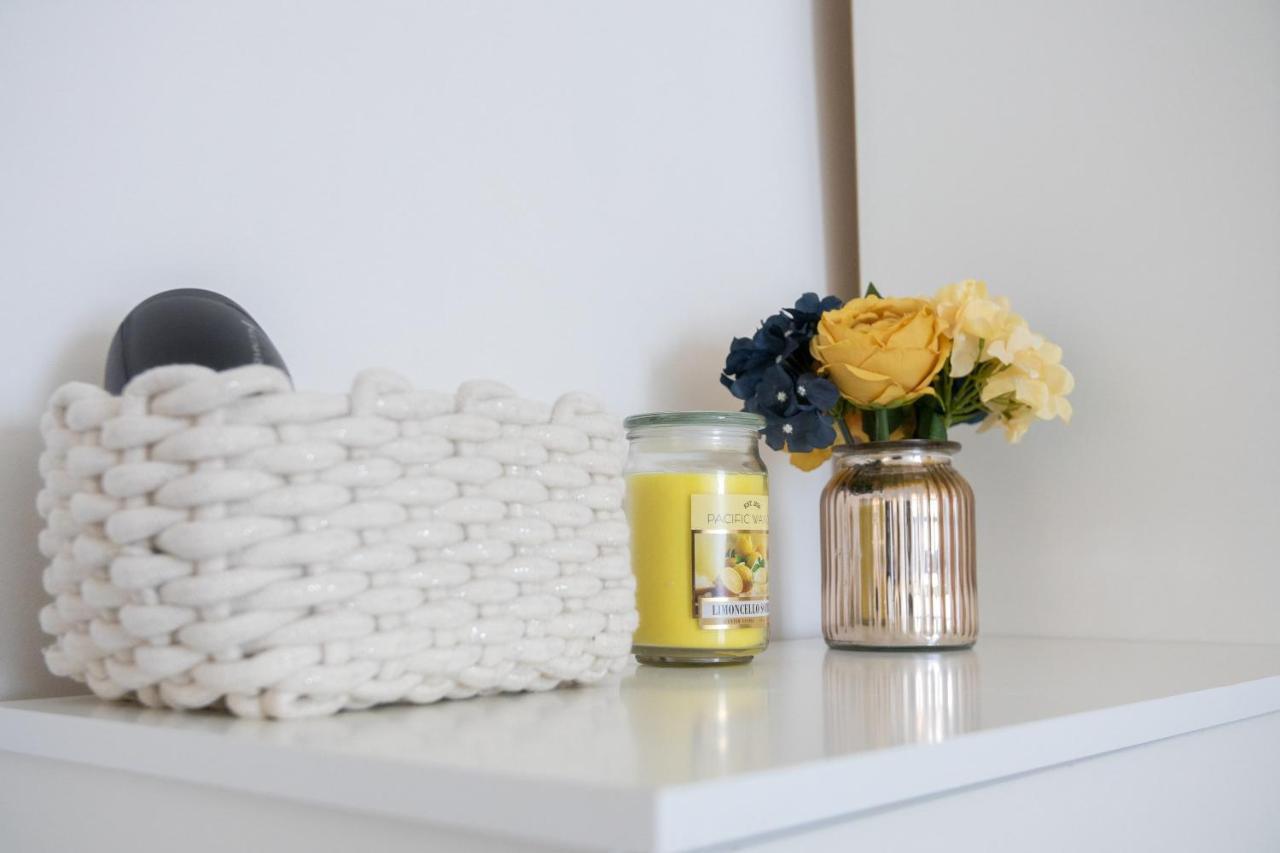 Elegantly 2-Bedroom In Ashington, Sleeps 3 Ashington  Eksteriør bilde